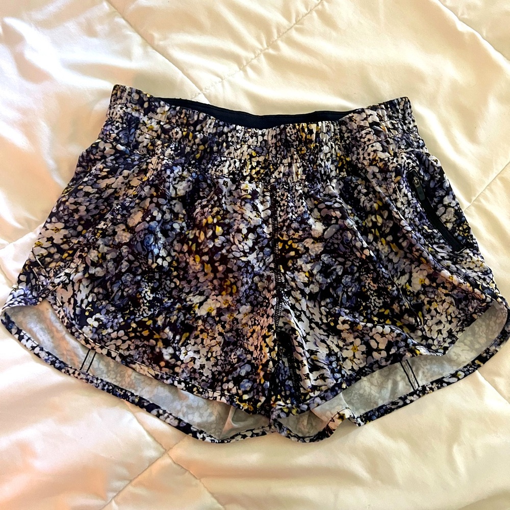 Lululemon 4” Shorts Size 8